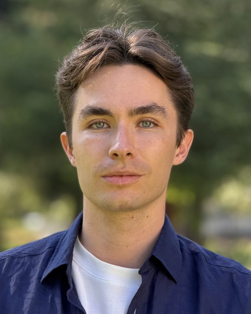 Isaac Macaulay, redaktør, podcastvært og danskunderviser